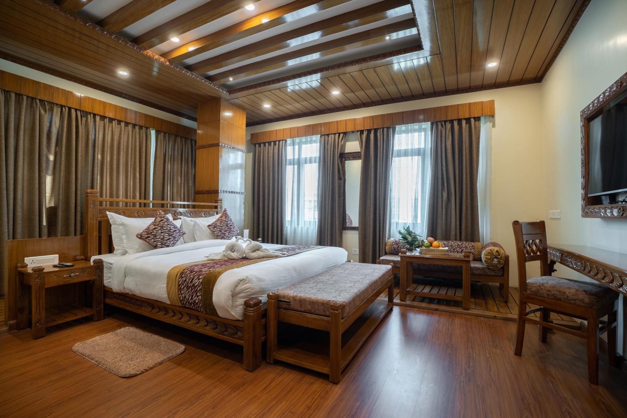 Surya Heritage Hotel Kathmandu Exterior photo