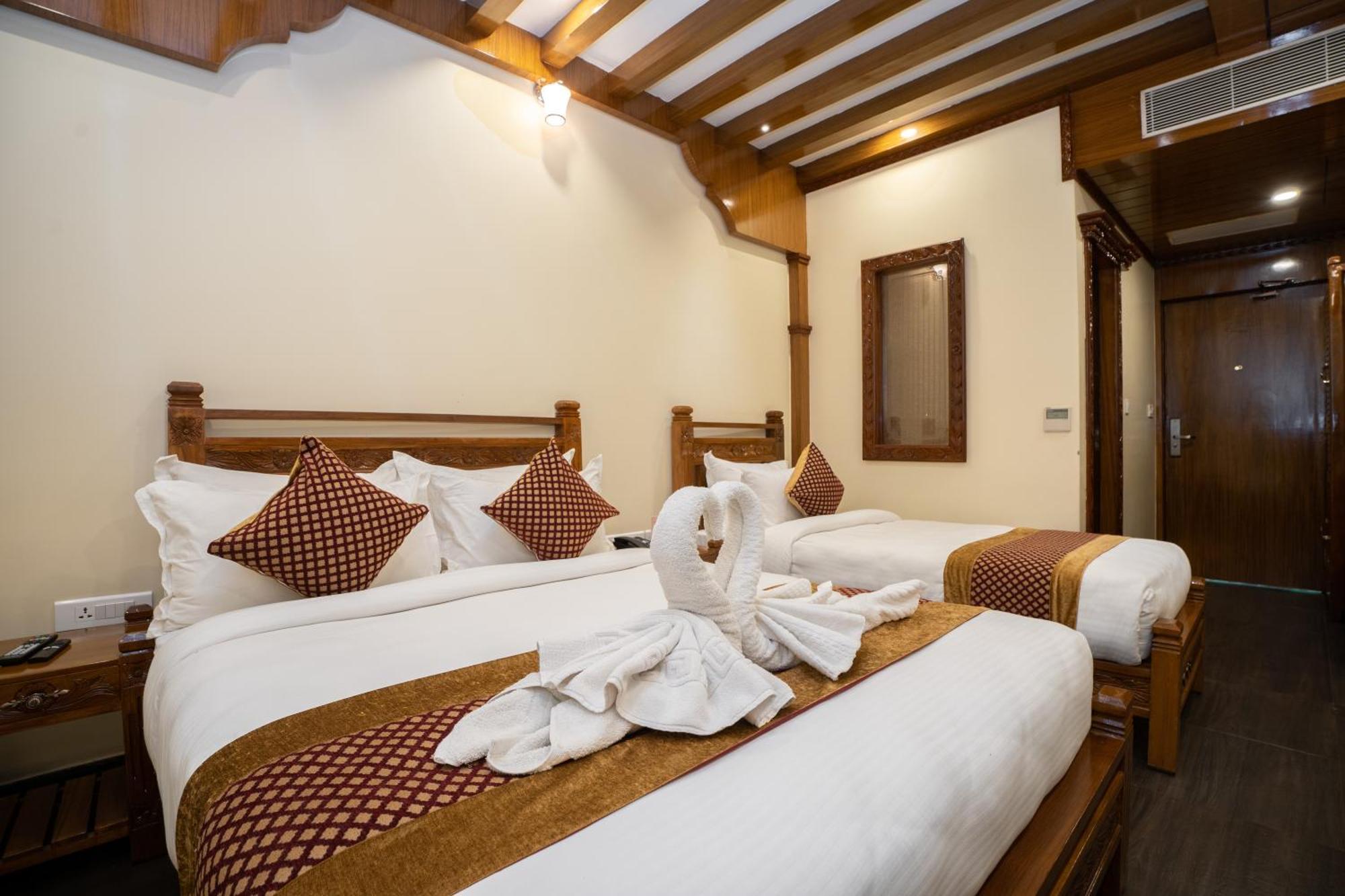 Surya Heritage Hotel Kathmandu Exterior photo